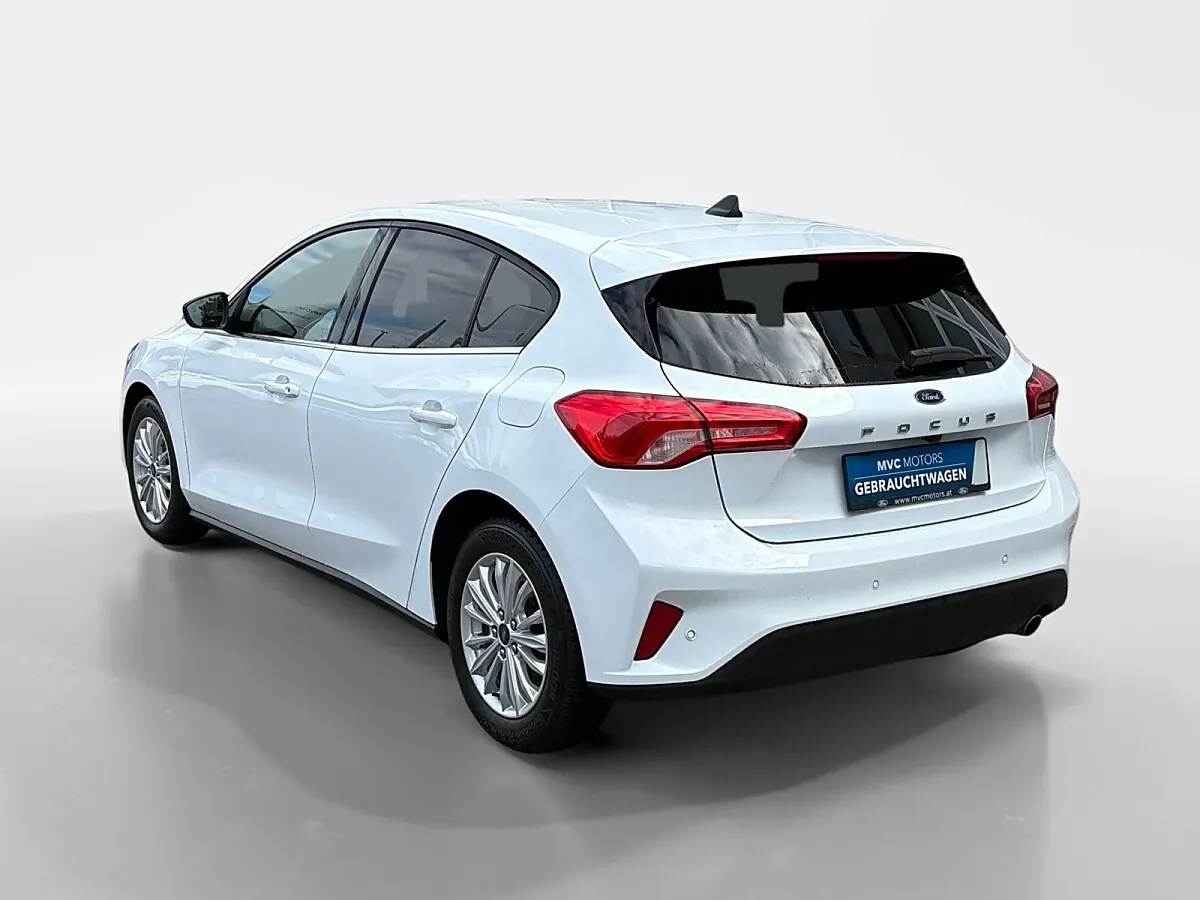 Ford Focus 2021 photo 3