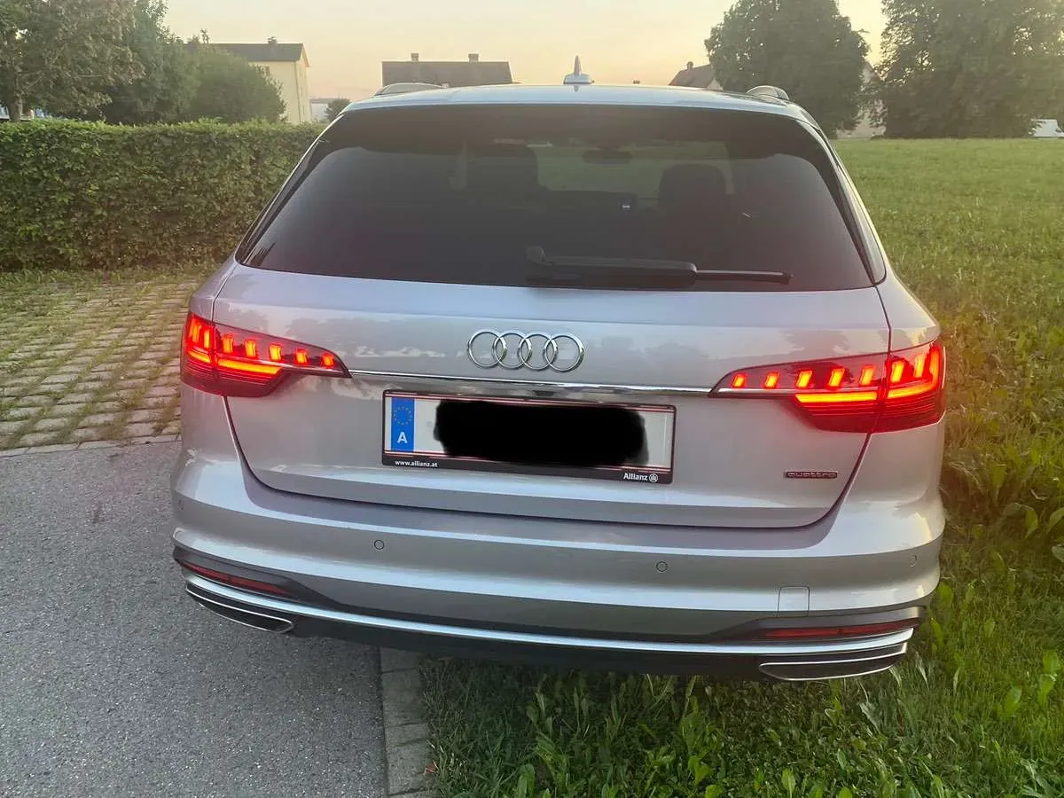 Audi A4 2019 photo 2