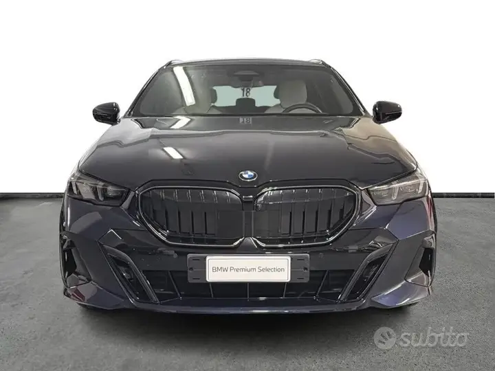 BMW 520D 2025 photo 3