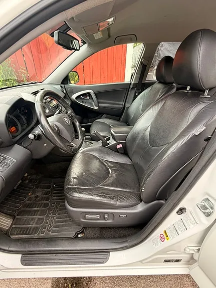 Toyota Rav4 2011 photo 5