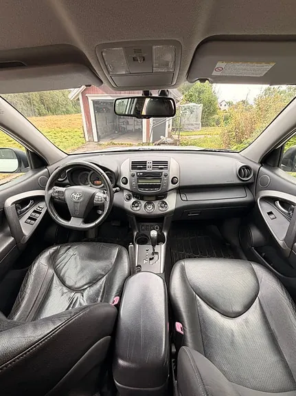Toyota Rav4 2011 photo 4