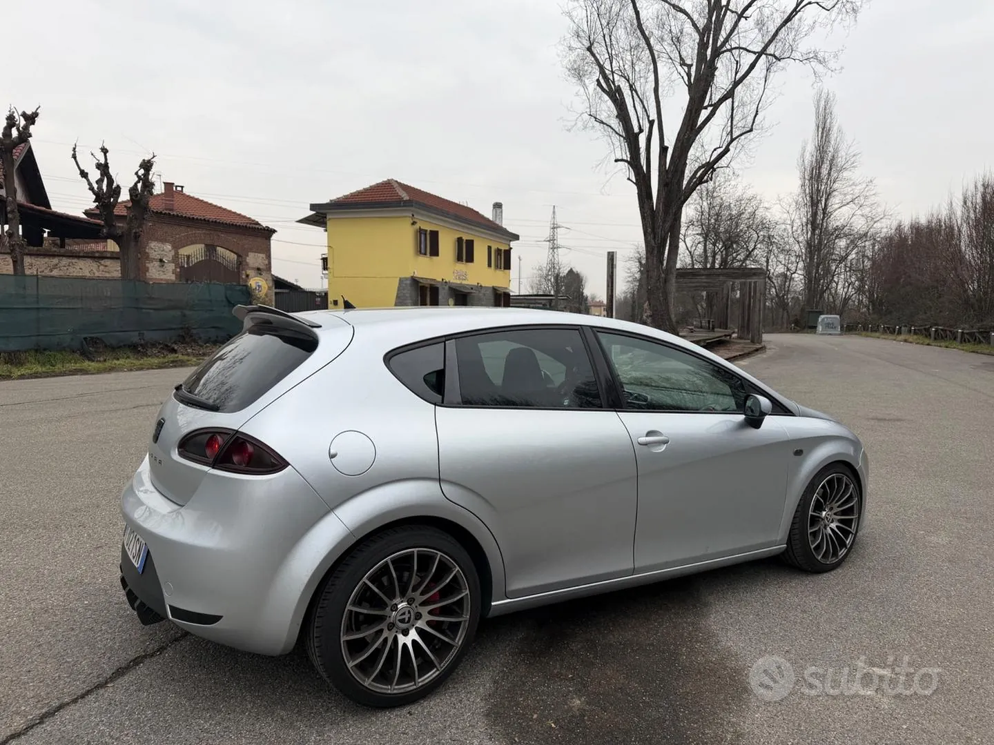 Seat Leon 2008 photo 2
