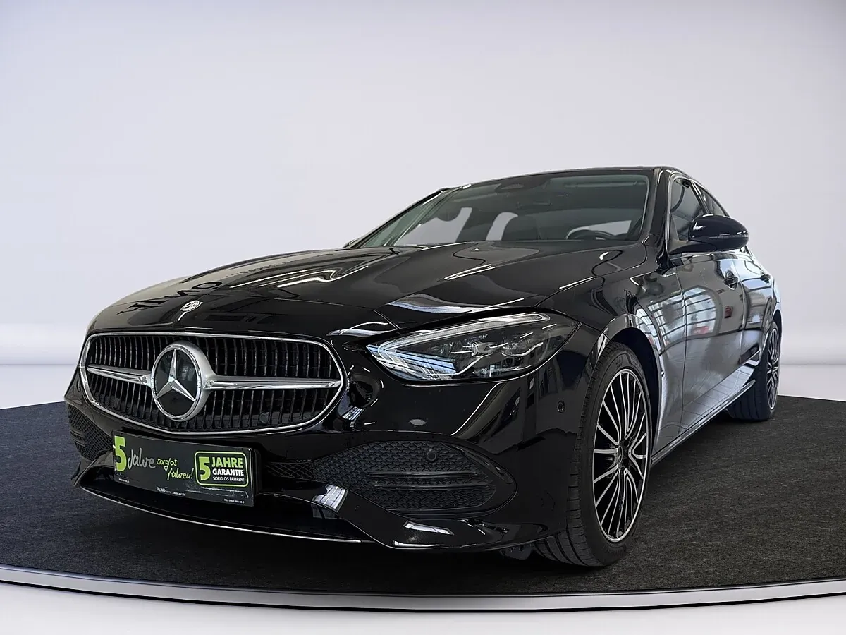 Mercedes-Benz C-Class 2023 photo 3