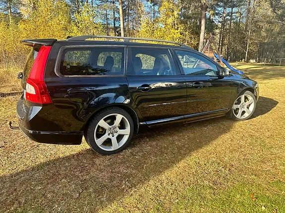 Volvo V70 2011 photo 4