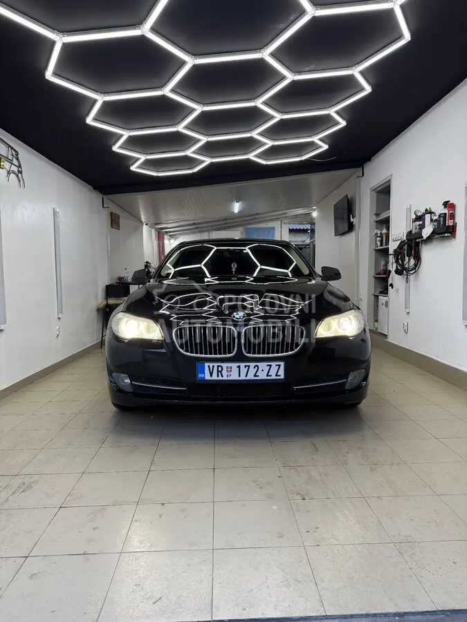 BMW 520 2011 photo 3
