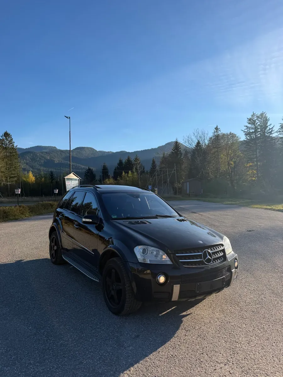 Mercedes-Benz M-Class 2006 photo 2