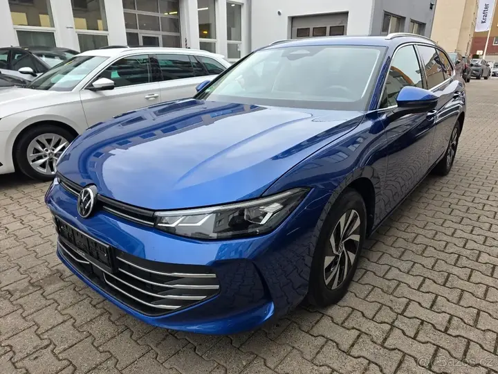 Volkswagen Passat 2024 photo 3