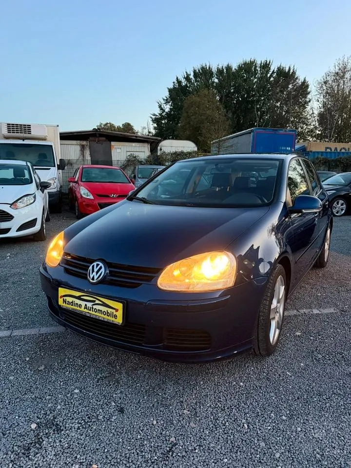 Volkswagen Golf V