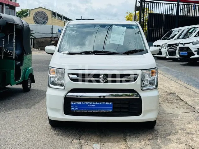 Suzuki Wagon R Fx 2024 photo 3