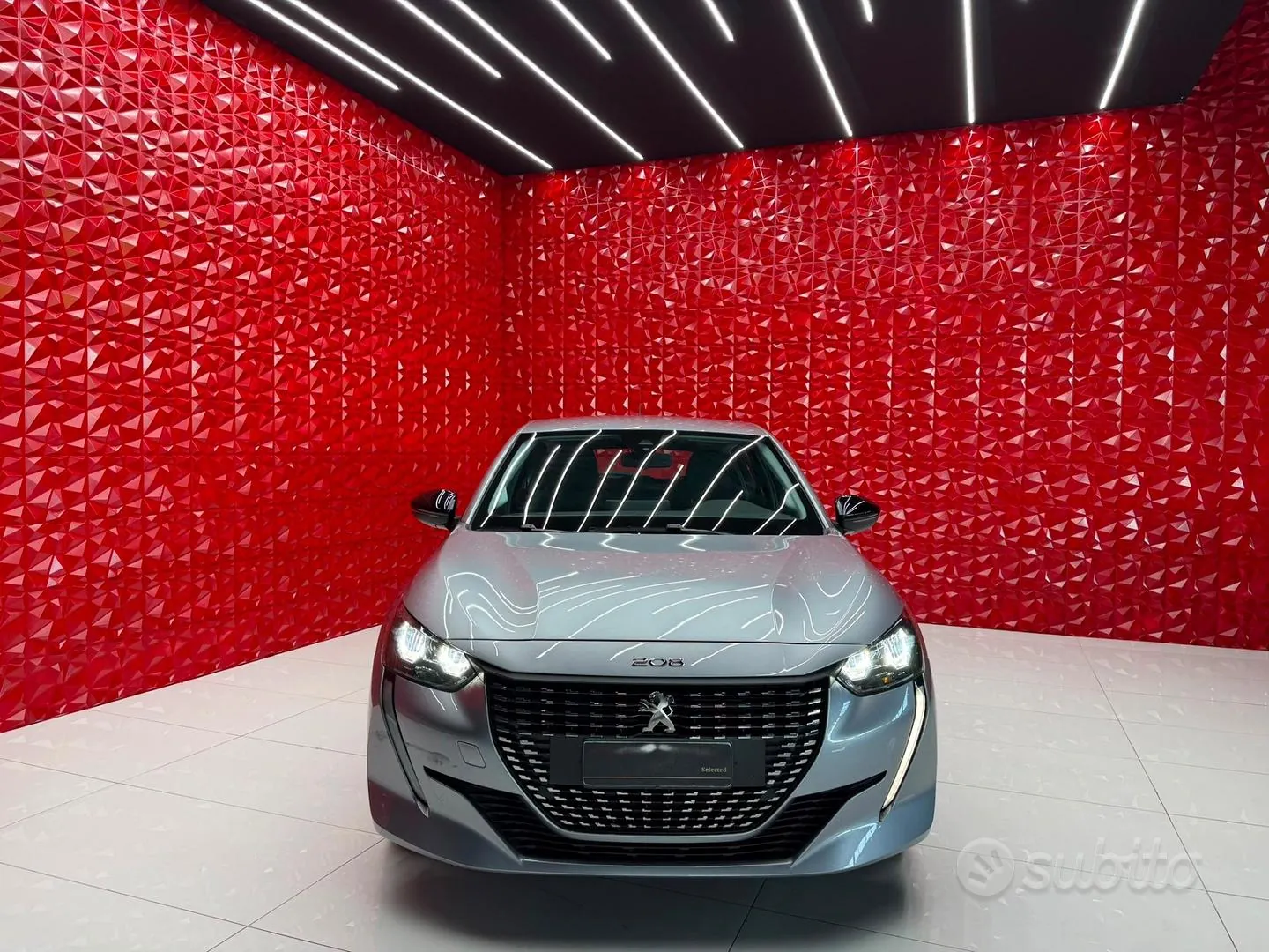Peugeot 208 2023 photo 2