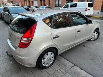 Hyundai I30 2009 photo 3