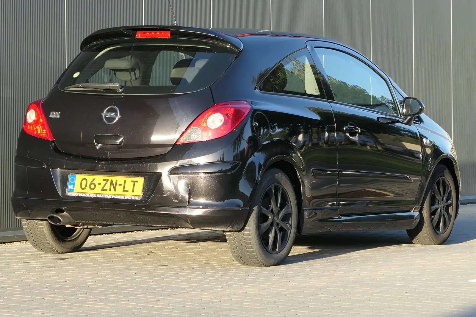 Opel Corsa 2008 photo 2