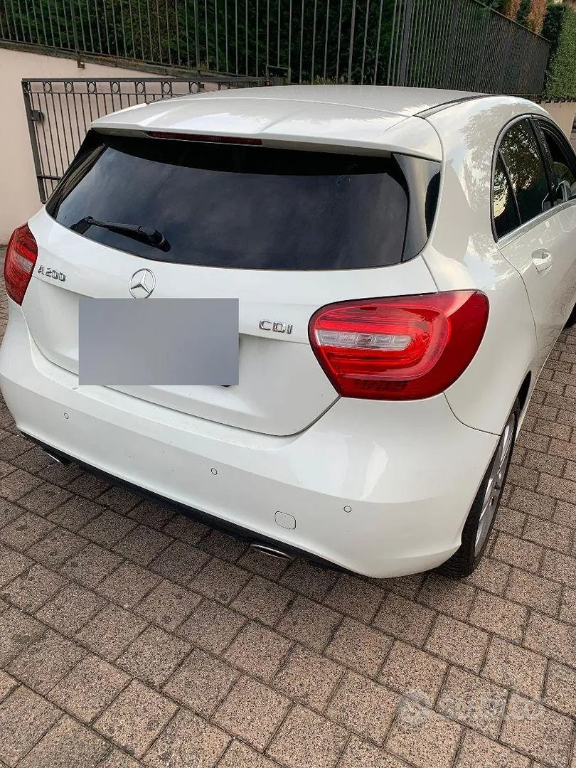 Mercedes-Benz A-Class 2015 photo 2
