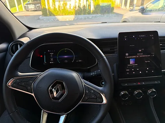 Renault Zoe 2022 photo 2