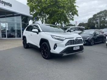 Toyota Rav4 2025 photo 2