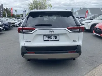 Toyota Rav4 2025 photo 4