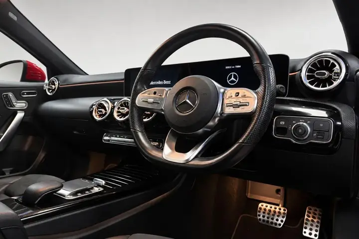 Mercedes-Benz A-Class 2019 photo 4