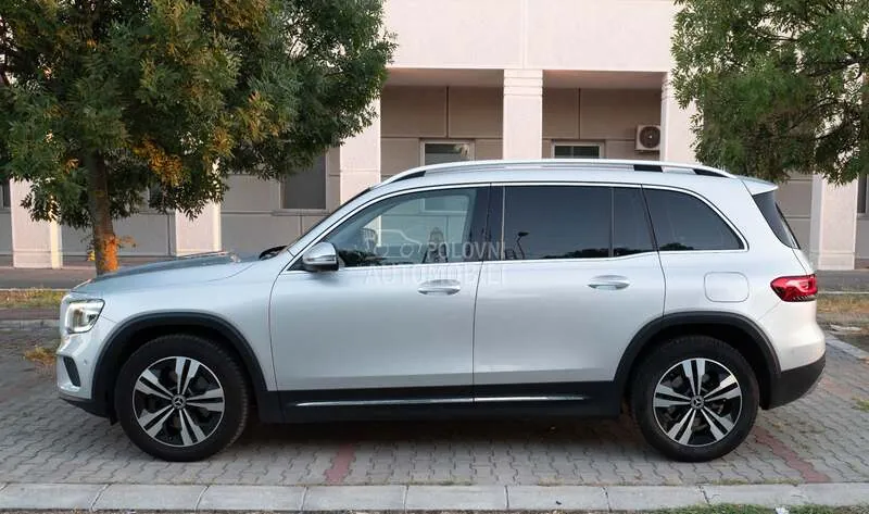 Mercedes-Benz Glb 200 2023 photo 2