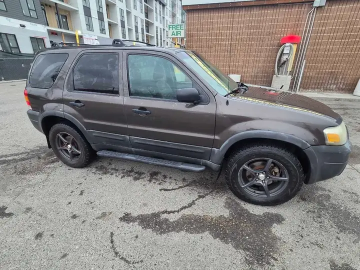 Ford Escape 2007 photo 3