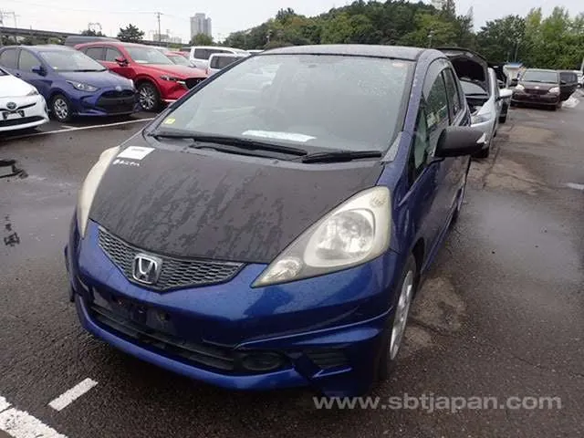 Honda Fit 2010 photo 2