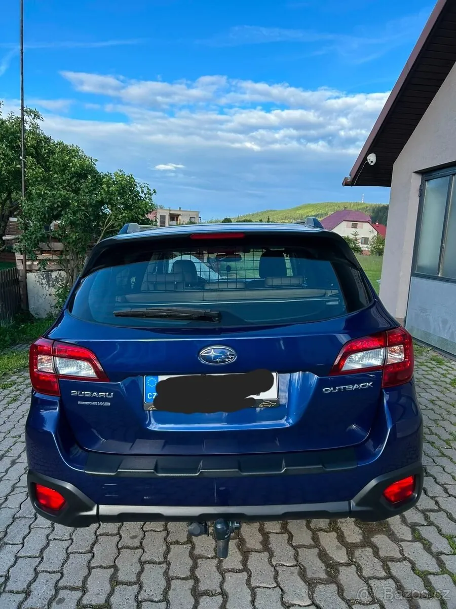 Subaru Outback 2017 photo 3