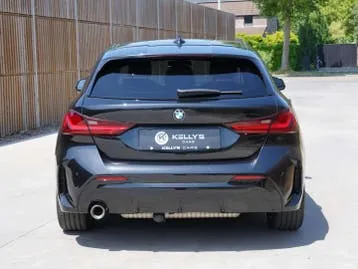BMW 1 Series 2021 photo 2