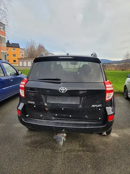 Toyota Rav4 2010 photo 3