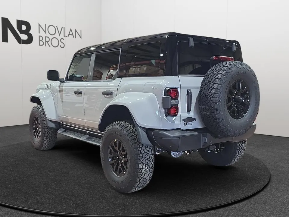 Ford Bronco 2026 photo 3