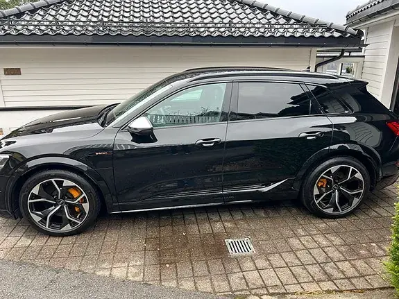 Audi E-Tron S 2021 photo 3