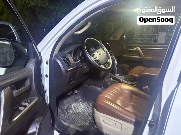 Toyota Land Cruiser 2008 photo 4