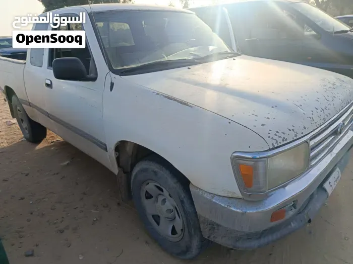 Toyota T100 1999 photo 2