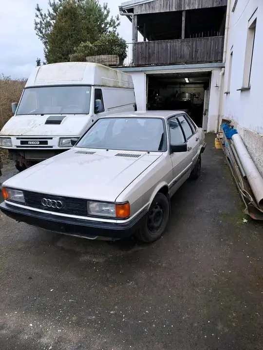 Audi 80