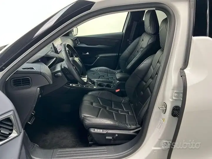 DS Automobiles Ds 3 2024 photo 5