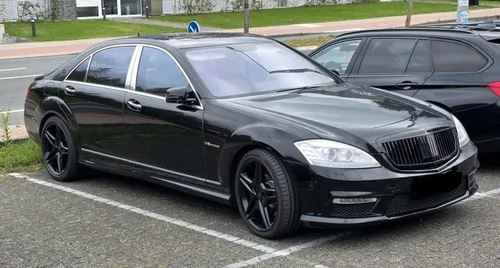 Mercedes-Benz S 500