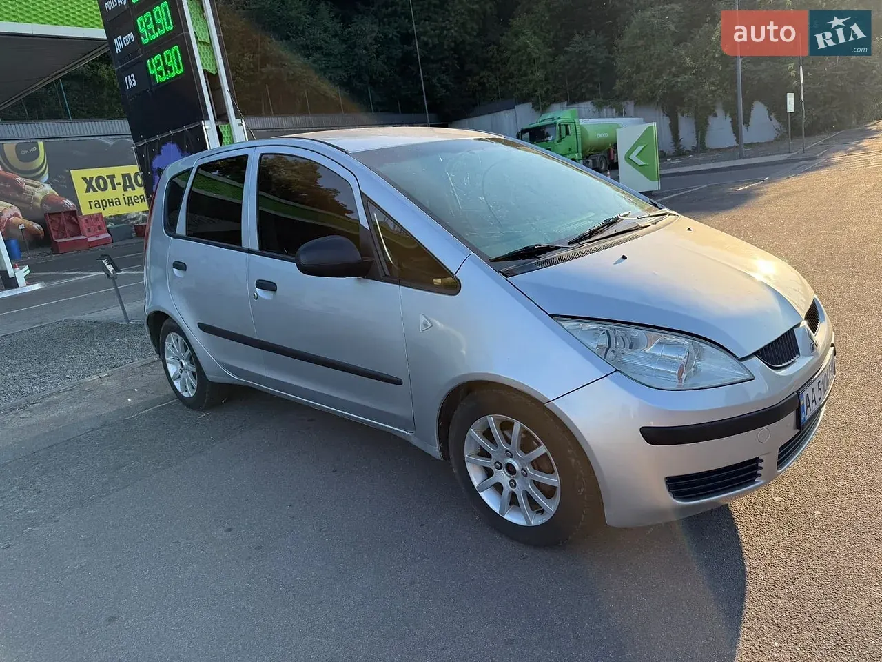 Mitsubishi Colt 2008 photo 4