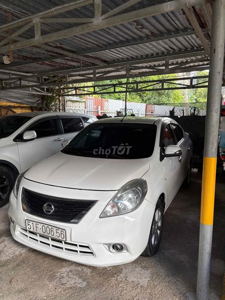 Nissan Sunny 2014 photo 4