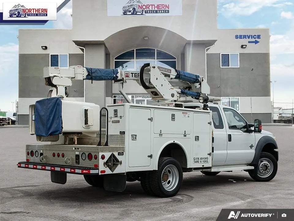 Ford F-550 2011 photo 3