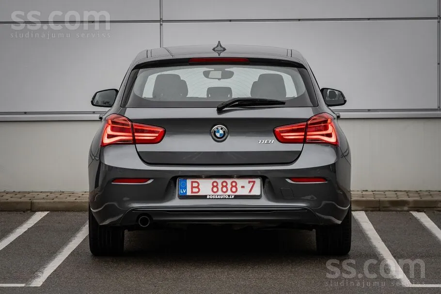 BMW 118I 2015 photo 5