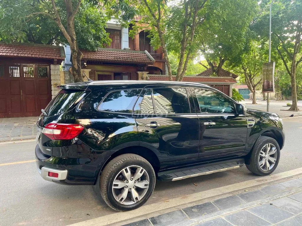 Ford Everest 2016 photo 3