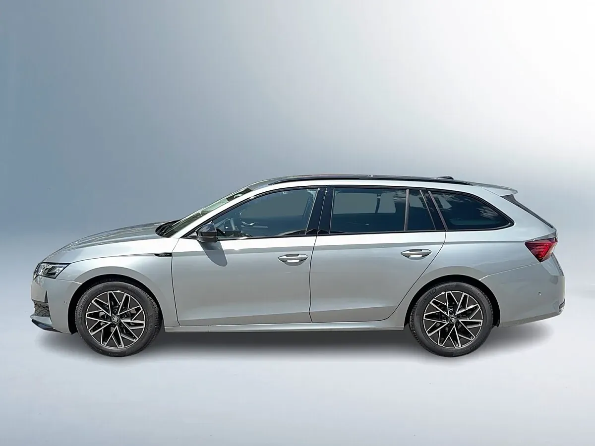 Skoda Octavia 2026 photo 2