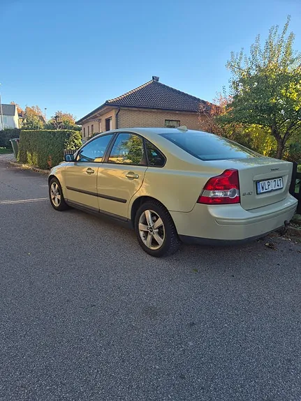 Volvo S40 2005 photo 2