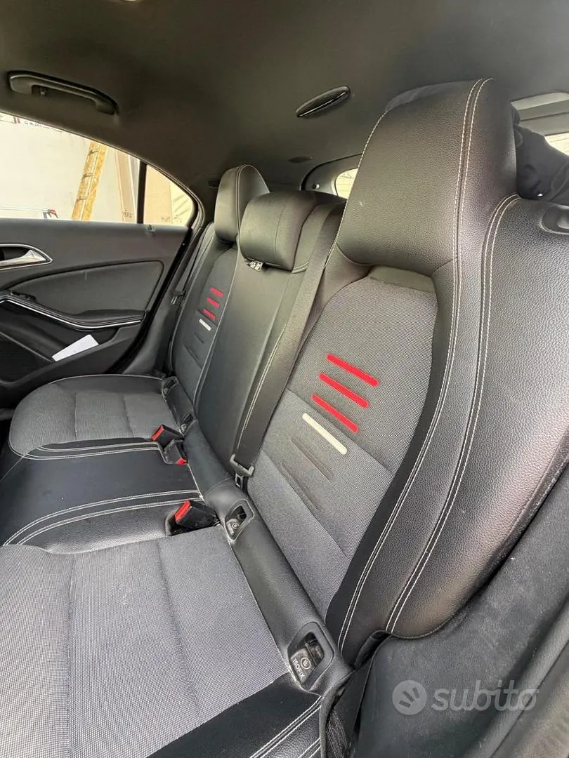 Mercedes-Benz A200D 2017 photo 5