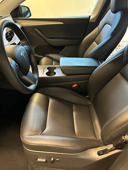 Tesla Model Y 2022 photo 5