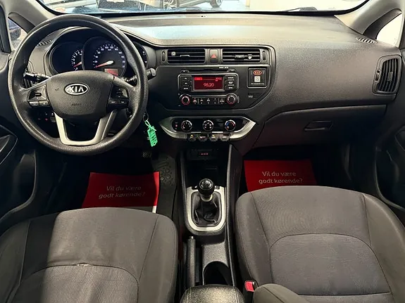 Kia Rio 2012 photo 4