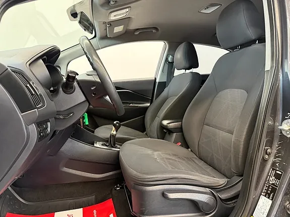 Kia Rio 2012 photo 3