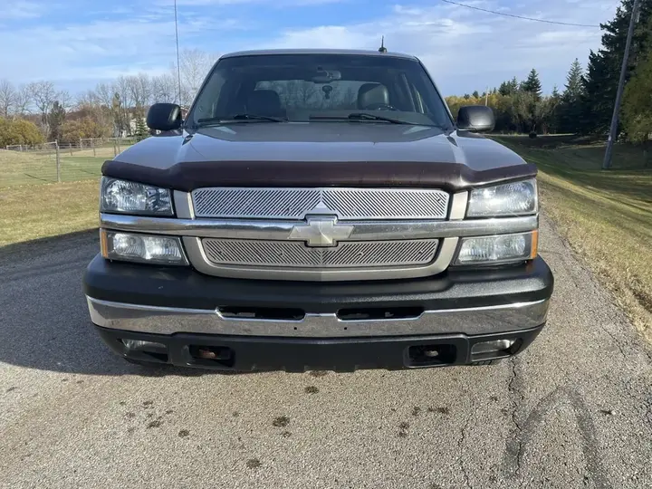 Chevrolet Silverado 2003 photo 3