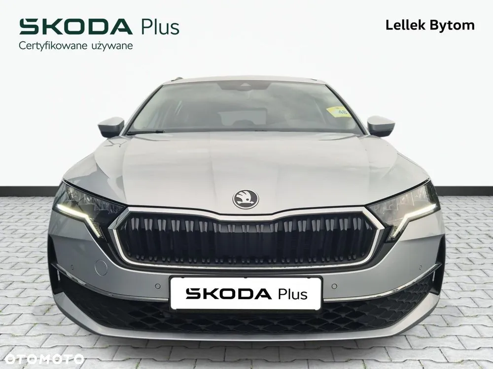 Skoda Octavia 2024 photo 2