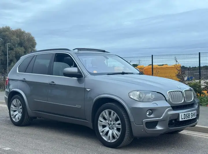 BMW X5 2008 photo 2