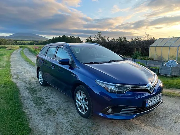 Toyota Auris 2016 photo 4