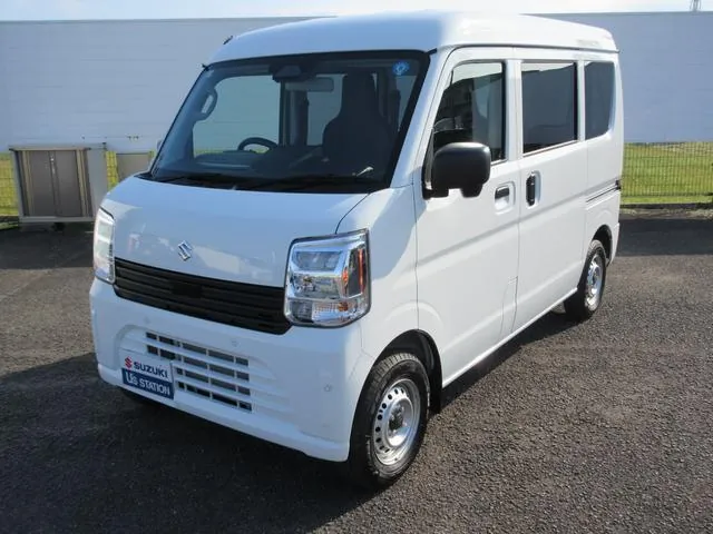 Suzuki Everi